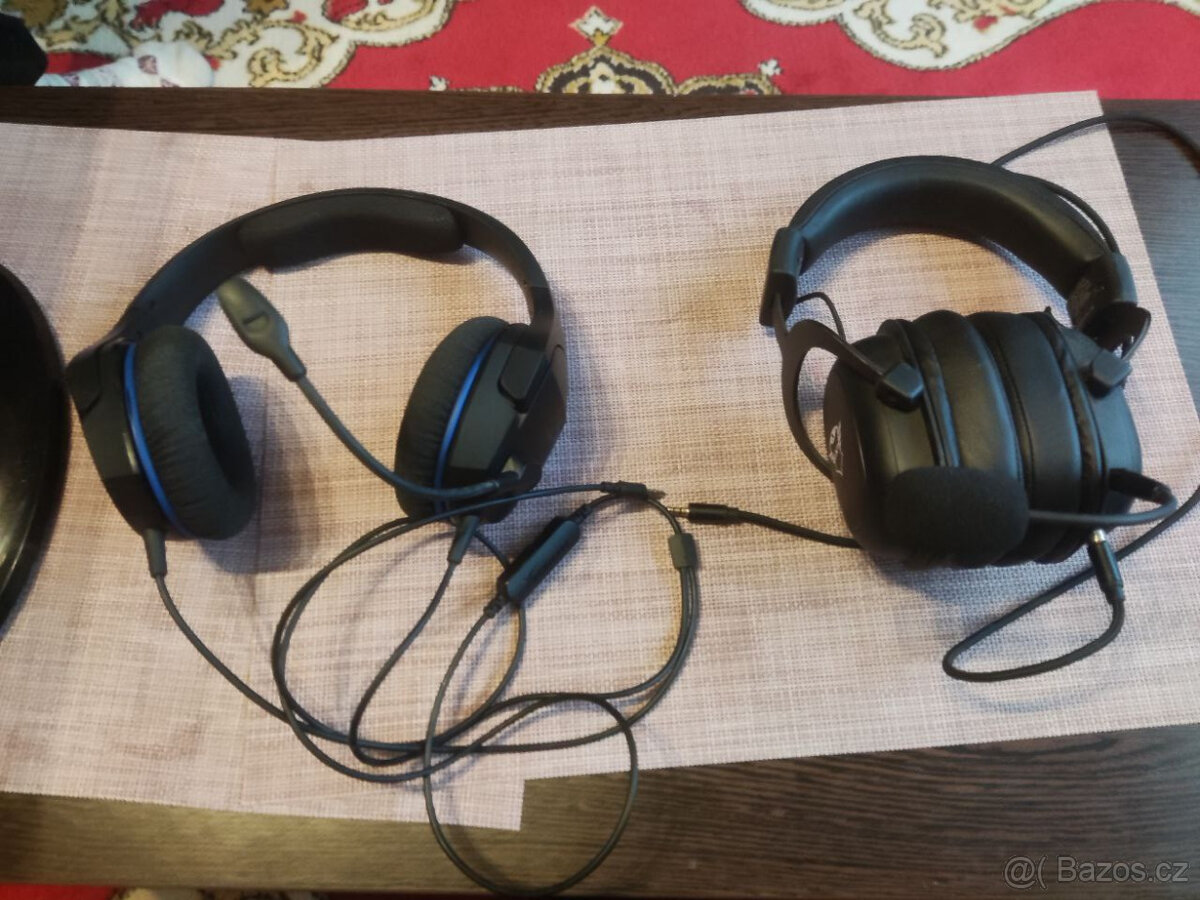 trust gxt headset + hyper X sluchátka