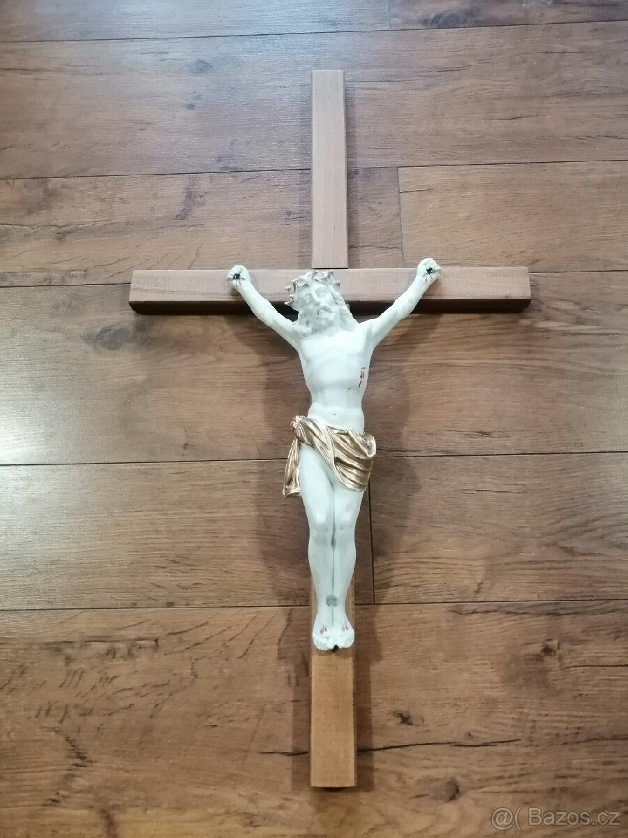 Starožitný Ježíš na kříži