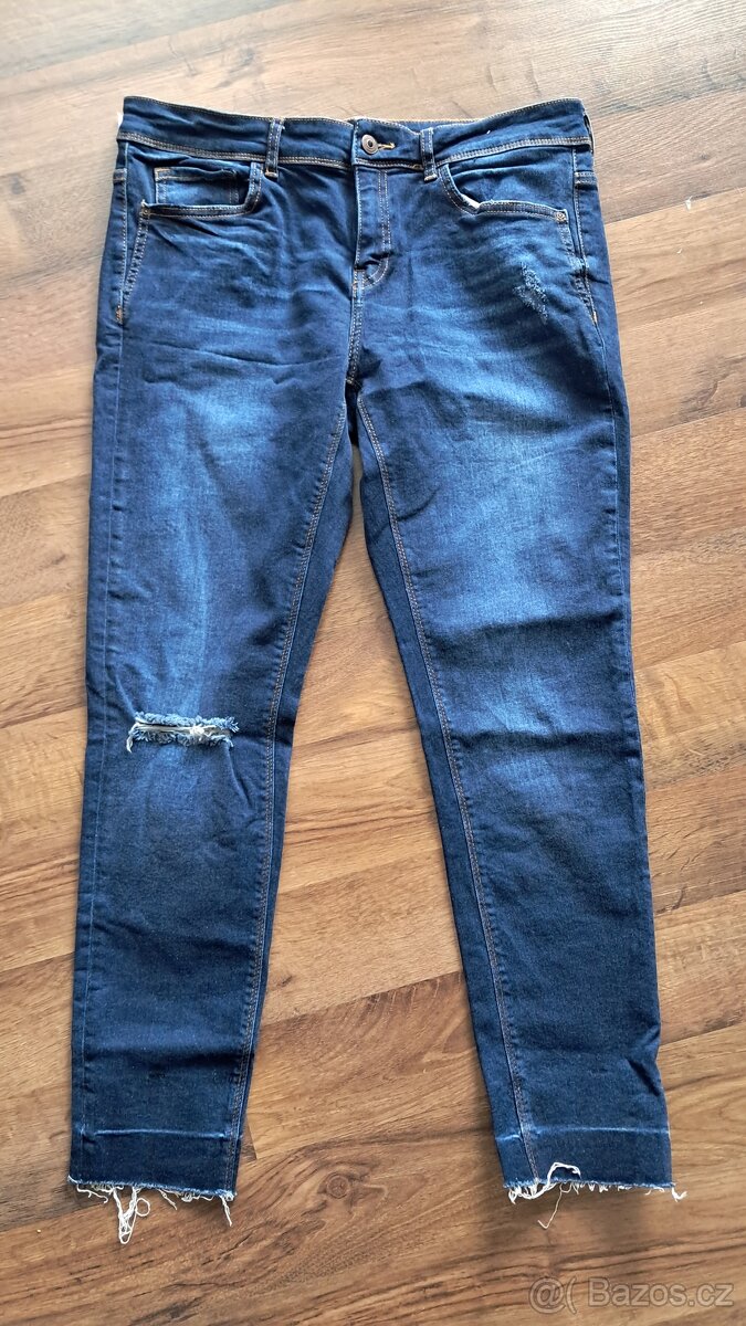 Nové rifle Zara, vel. 40