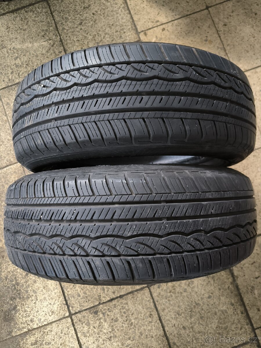 185/60 R15 zimní Dunlop