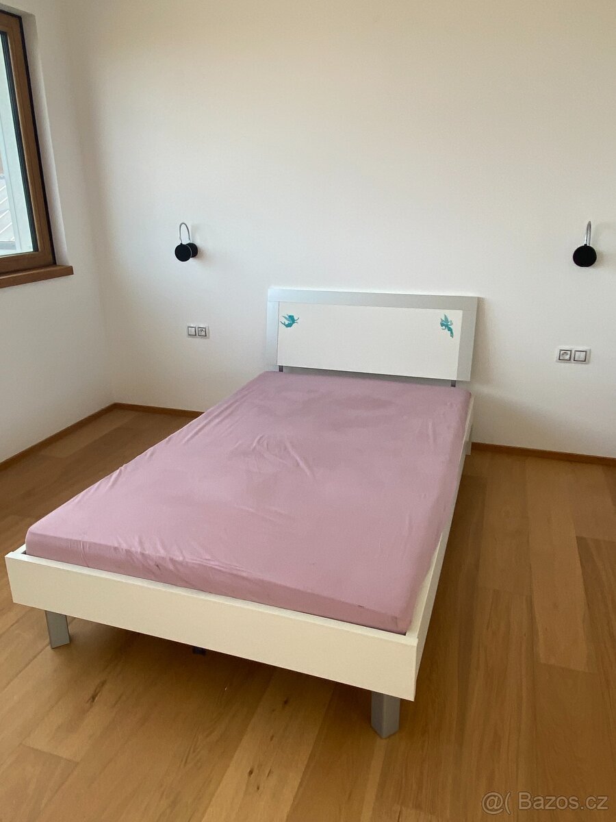 Dětská postel na prodej