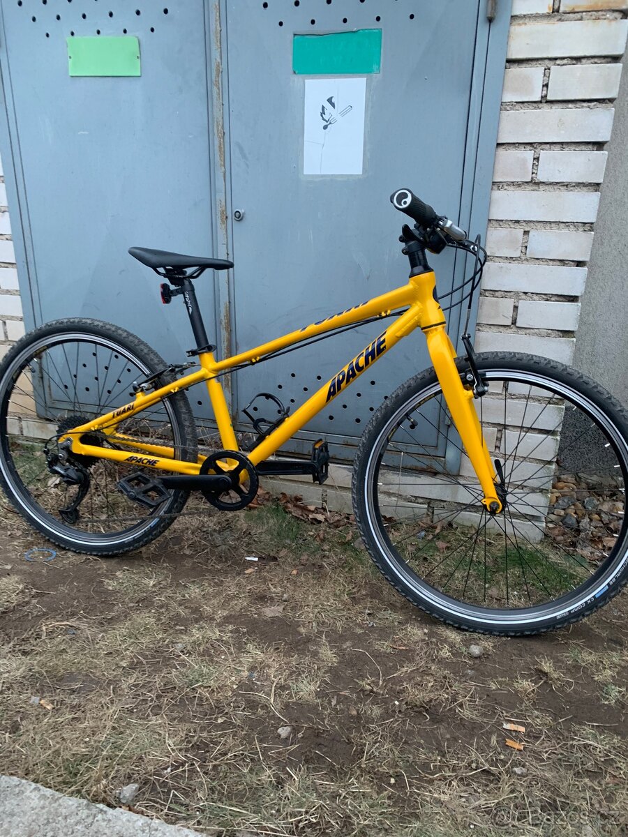 Dětské kolo Apache Tuari 24"