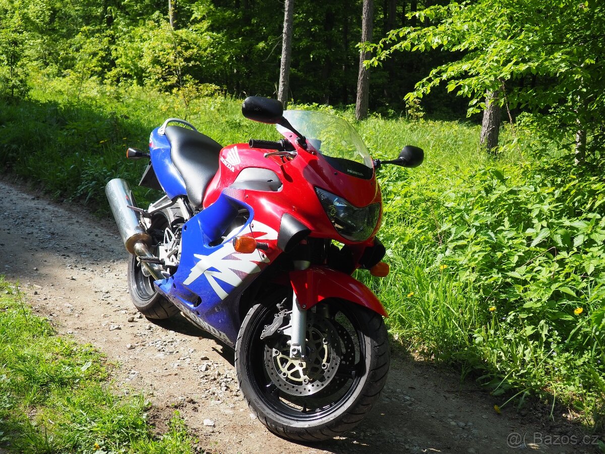 Honda CBR 600 F