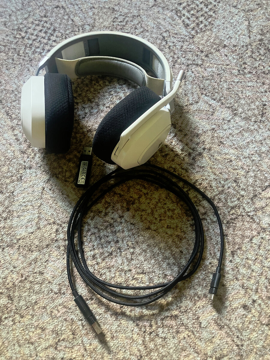 Herní sluchátka bezdr. Corsair HS80 / 7.1zvuk / záruka