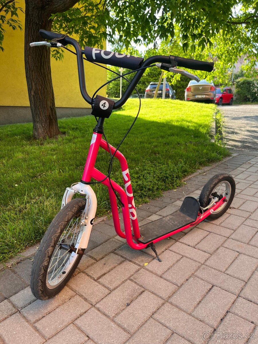 Koloběžka Yedoo Four