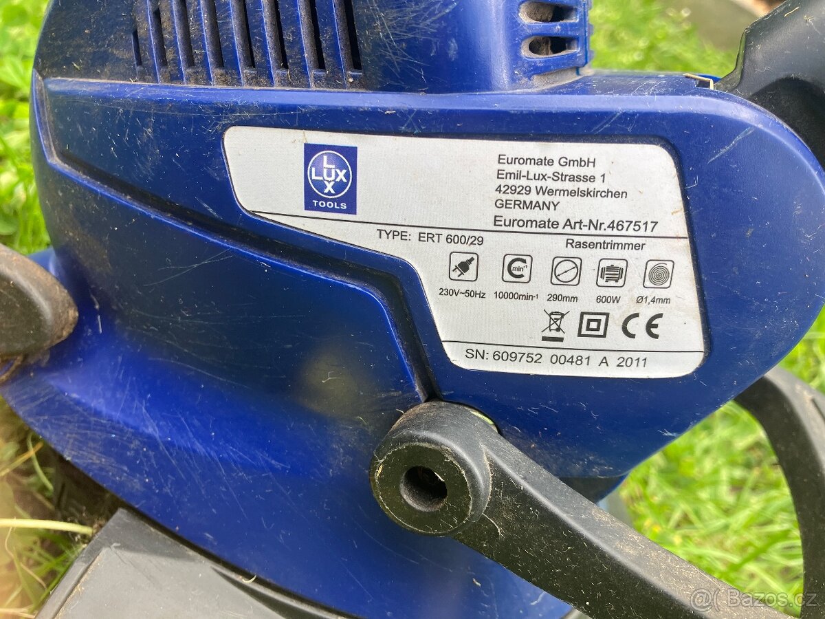 Sekačka, křovinořez, sněžná freza