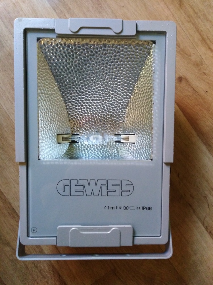 reflektor 6000K, 48W 160° - ŠEDÝ