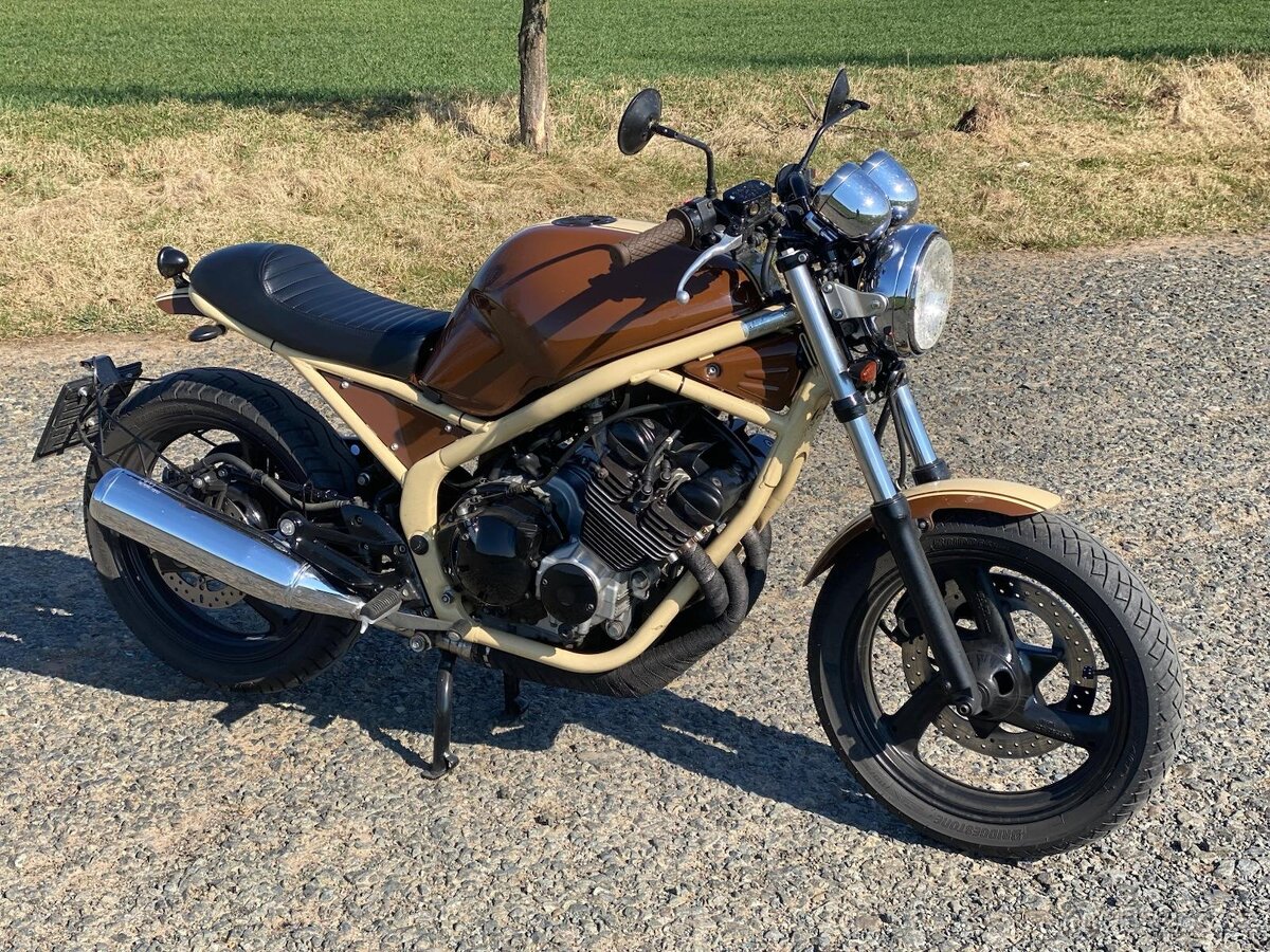 Yamaha XJ 600 café racer