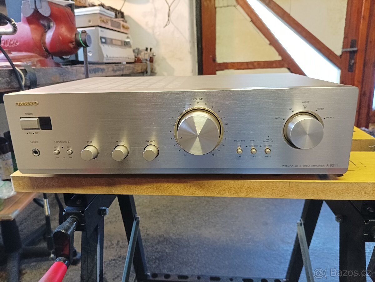 Hifi zesilovač Onkyo A 9211
