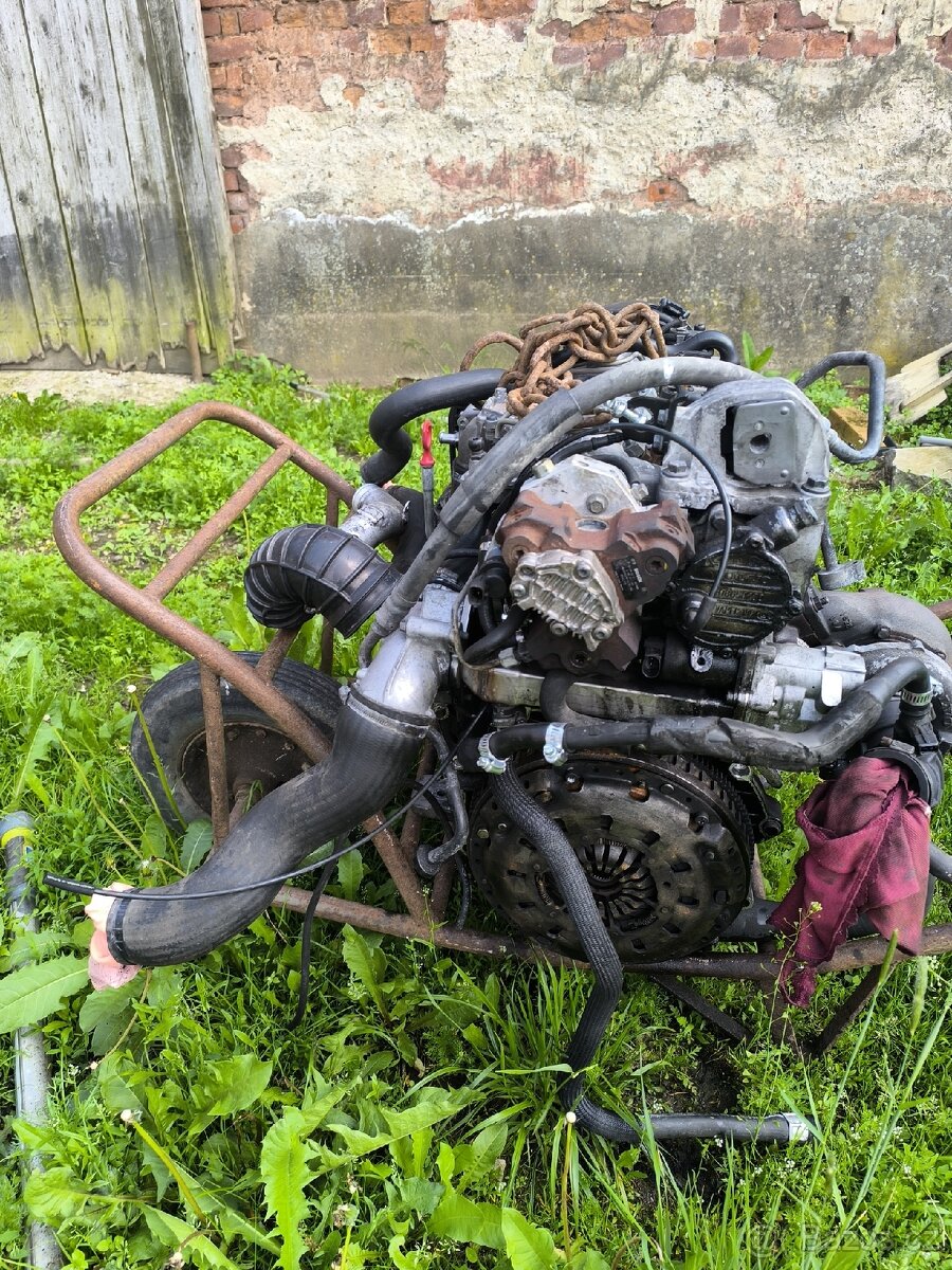 Motor na Volvo 2.4 D5 120 kw