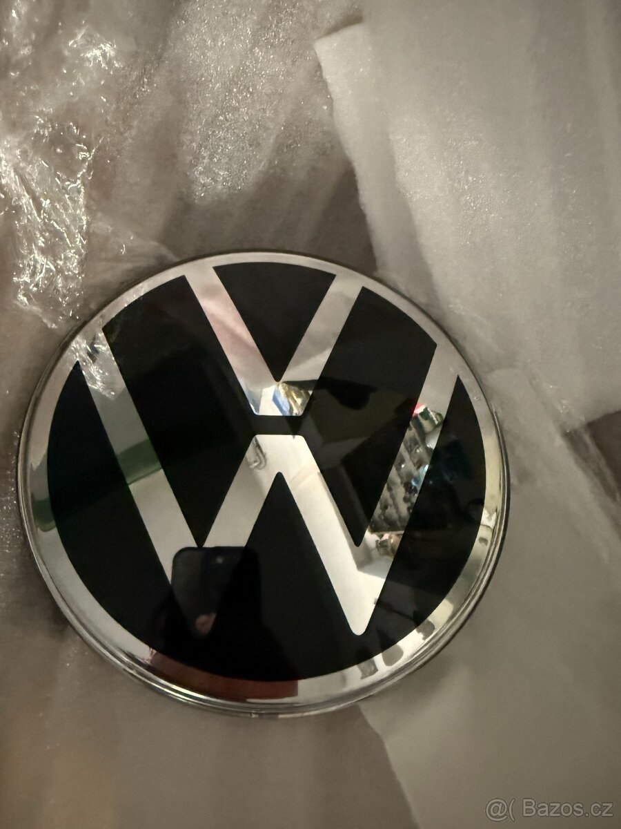 Volkswagen znak 5NA853601K