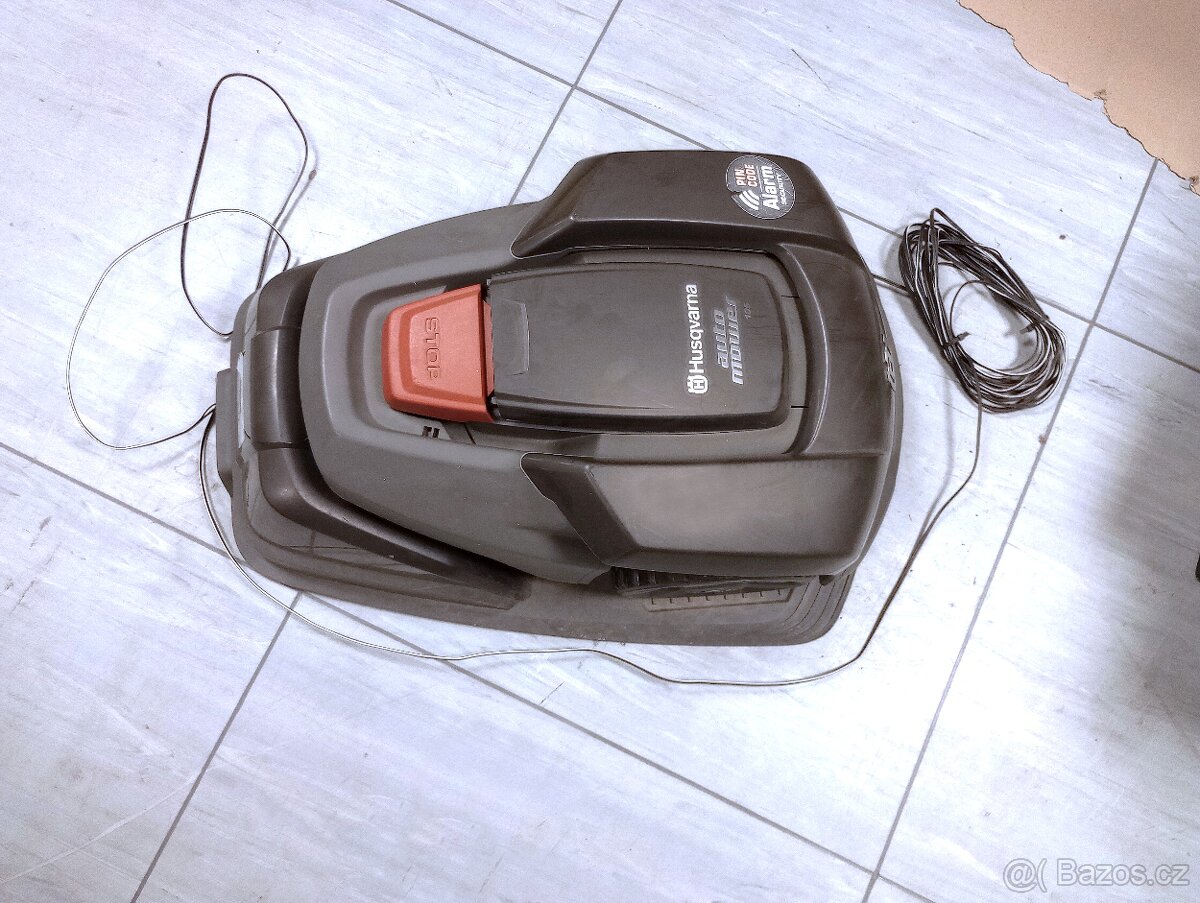 Husqvarna Automower 105 -automatická robotická sekačka