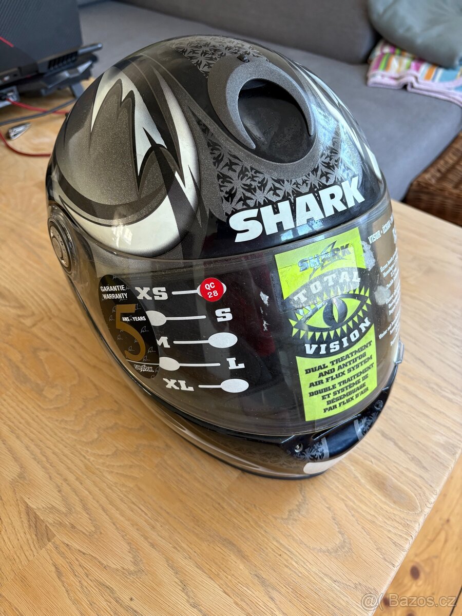 Integrální helma SHARK