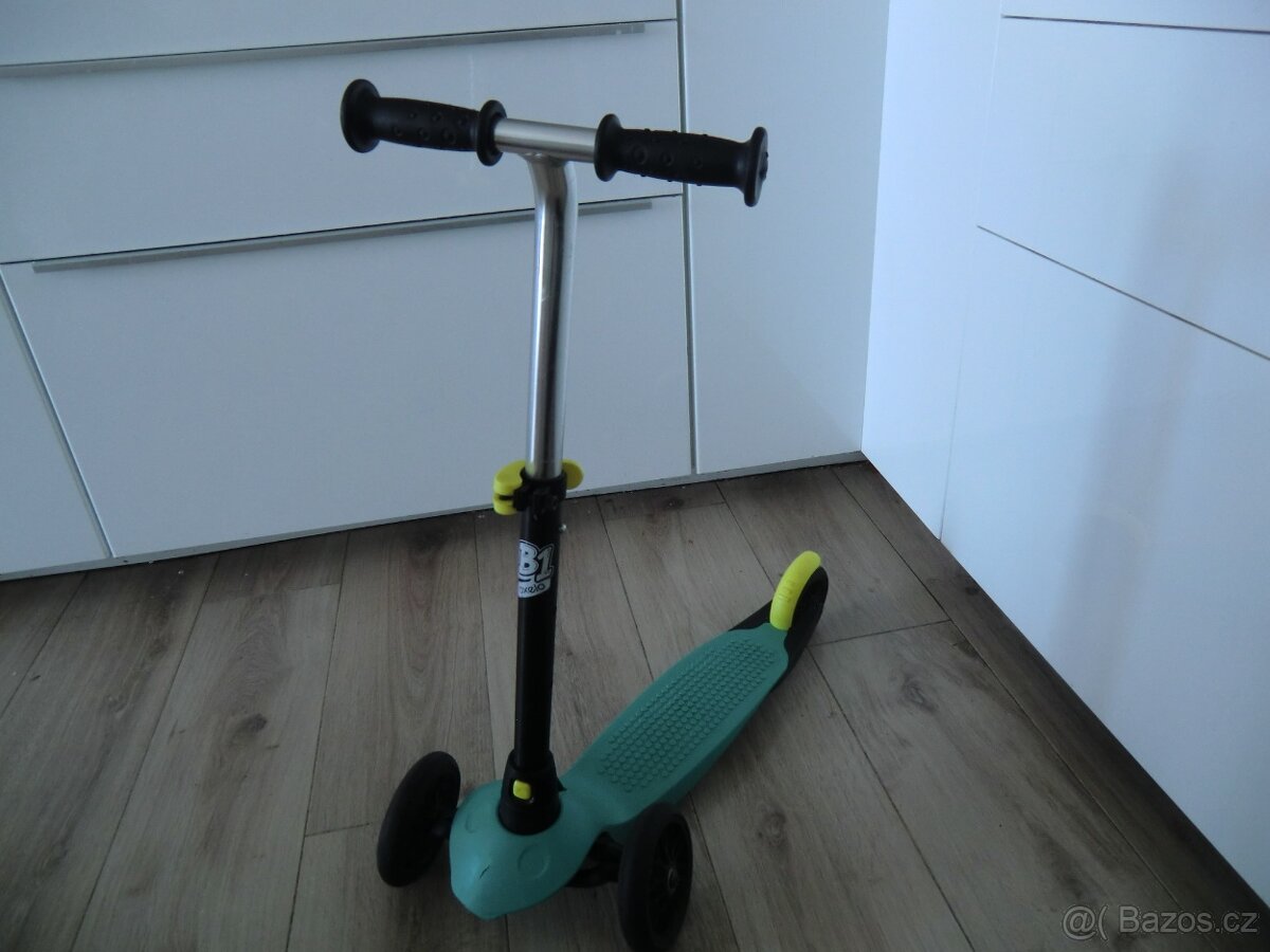 Koloběžka Oxelo