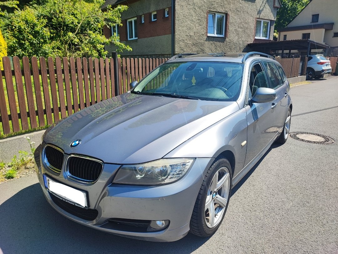 BMW Řada 3 Facelift (E91) 320i Krásný Stav