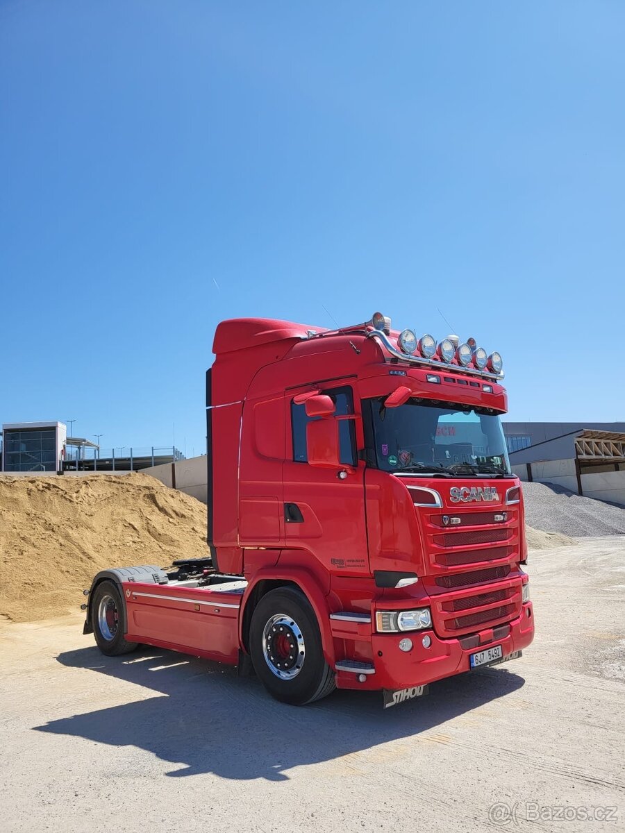 SCANIA R580 V8
