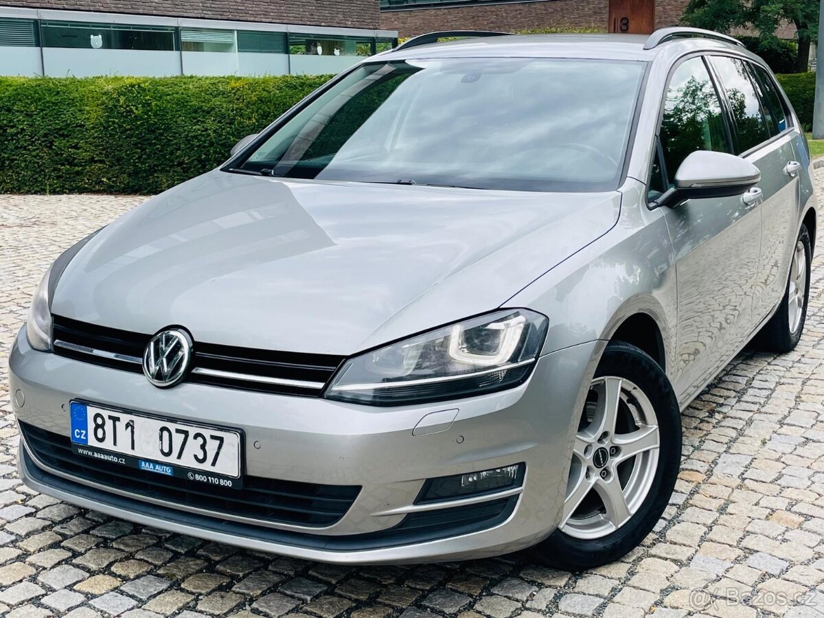 Volkswagen Golf 2.0TDI 110KW ALLSTAR MANUÁL VYHŘEV SENZORY