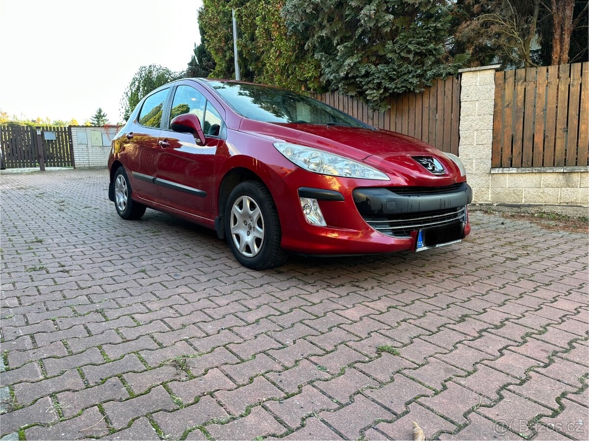 Peugeot 308 1.4i 16V 70kW STK 8/27