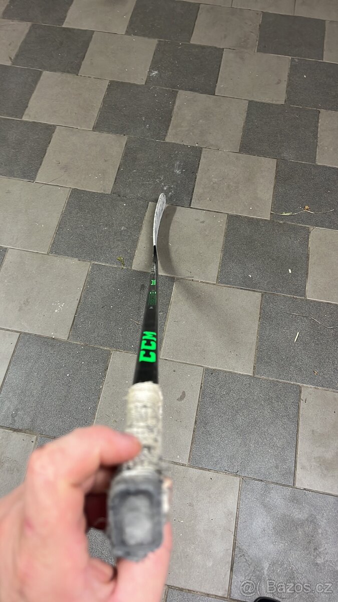 Hokejka CCM Ribcor Trigger Team Sr P29 flex 65