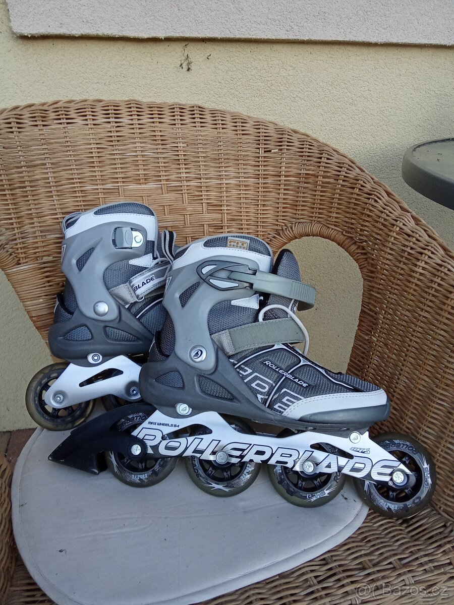 Dámské brusle 38
