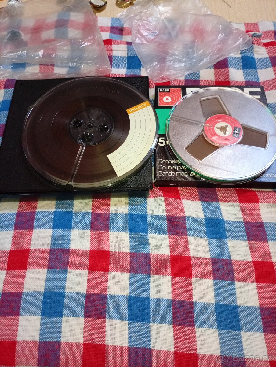 magnetofonové pásky 18cm Maxel, 15cm Basf