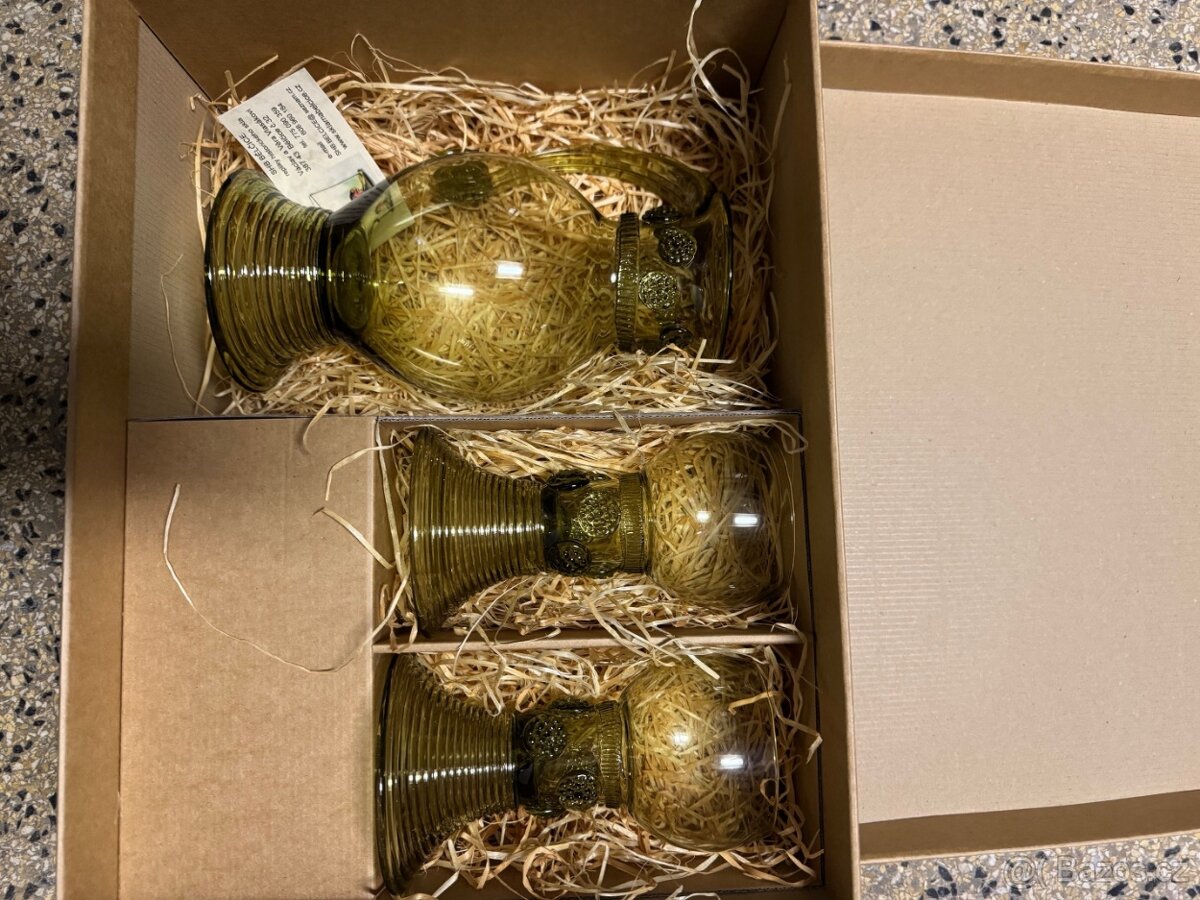 replika historického skla