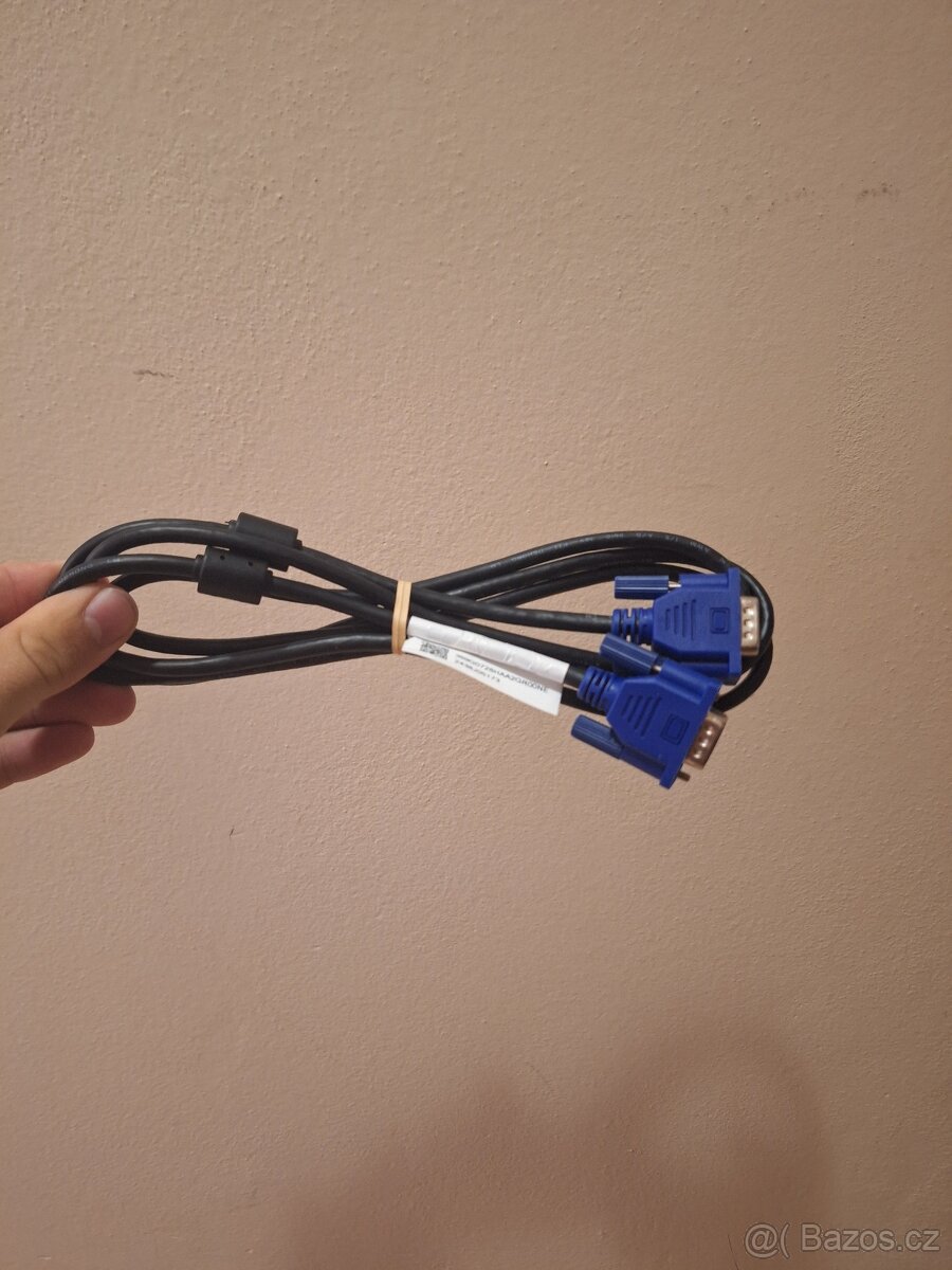 Prodám VGA kabel