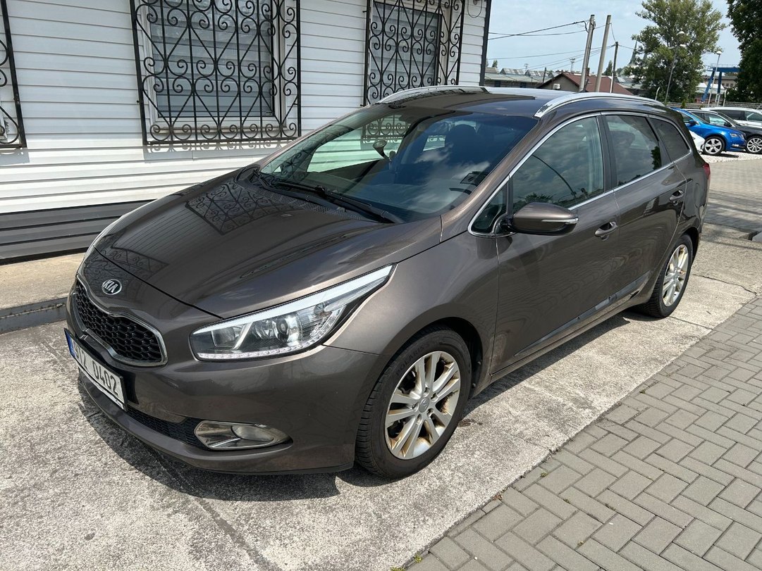 Kia Ceed 1.6 CRDI kombi 2014