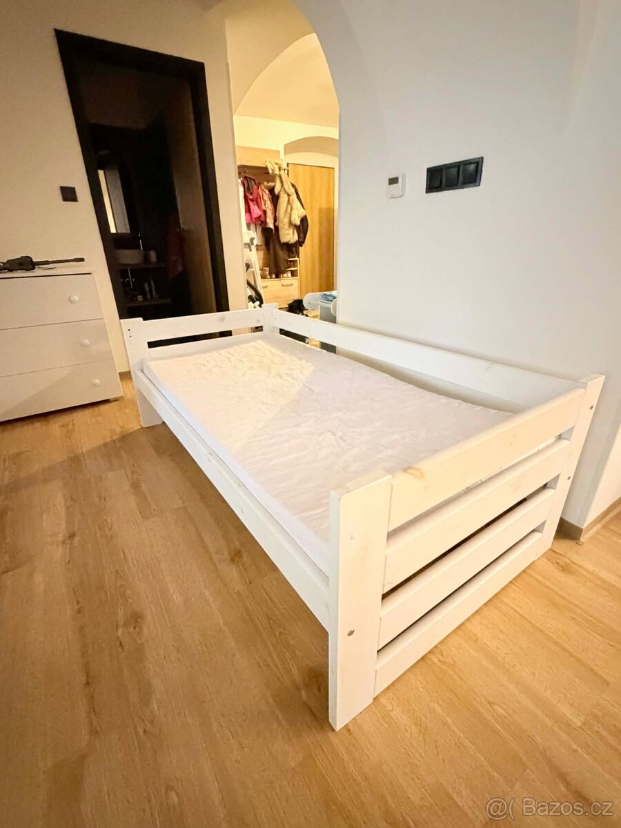 Dřevěná postel bílá 80x170cm