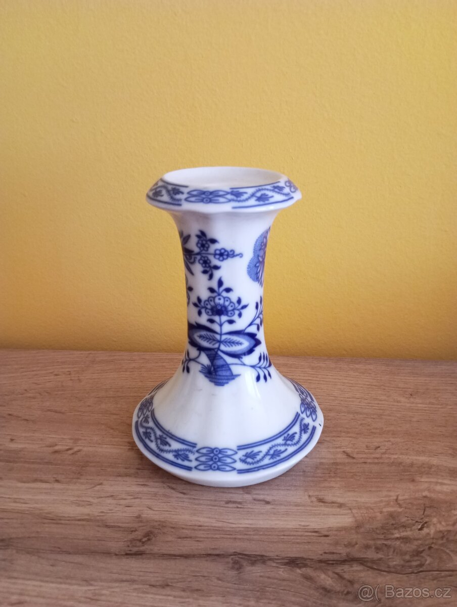 Porcelánový svícen