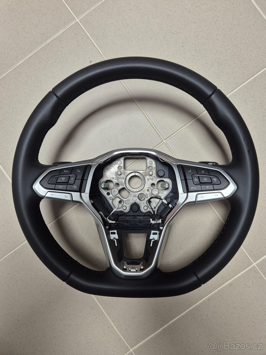 Volant passat b8 nový