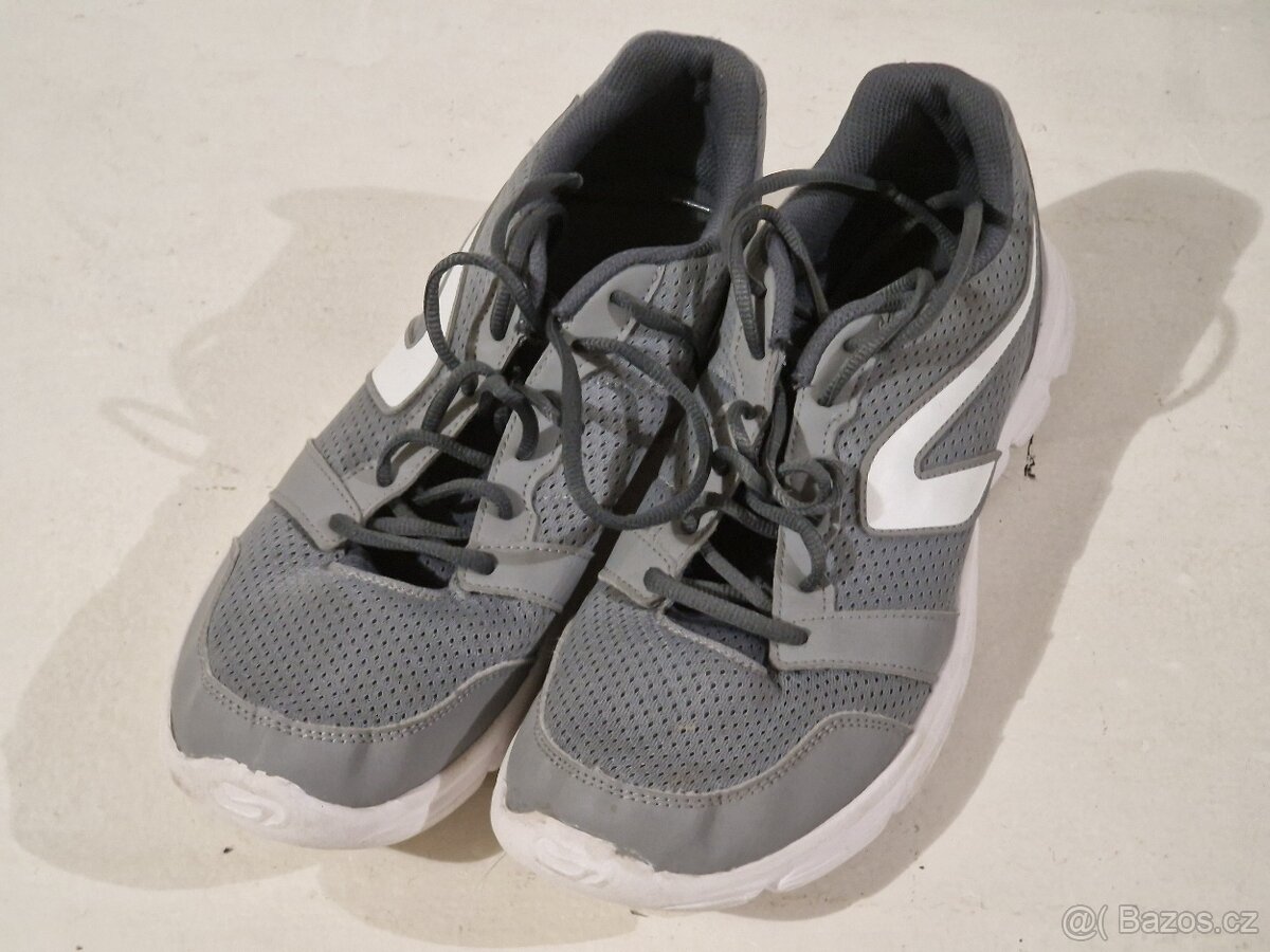 Prodám lehké boty Decathlon - velikost 45