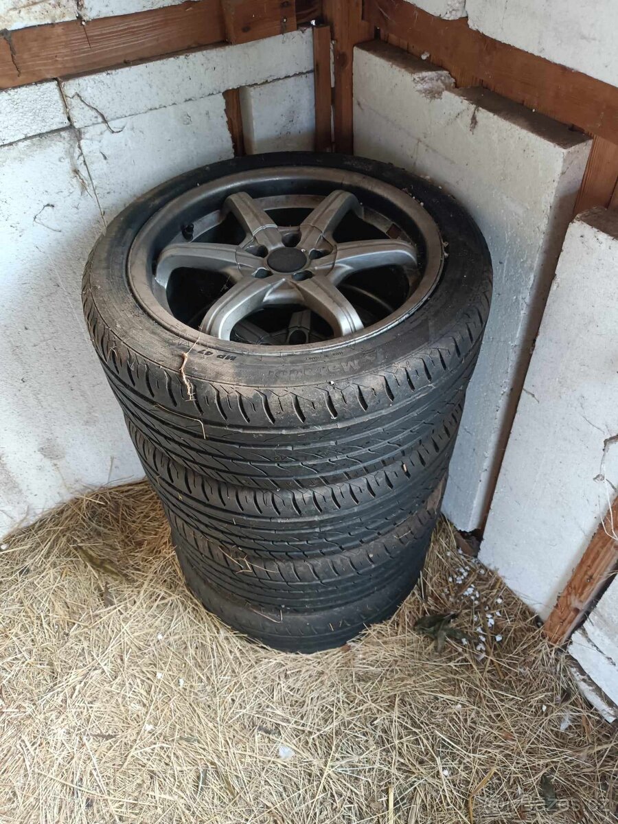Prodám litá kola R17 5x100