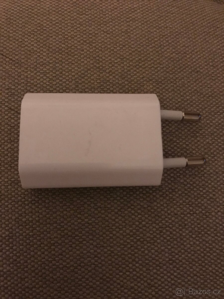 Apple nabíječka