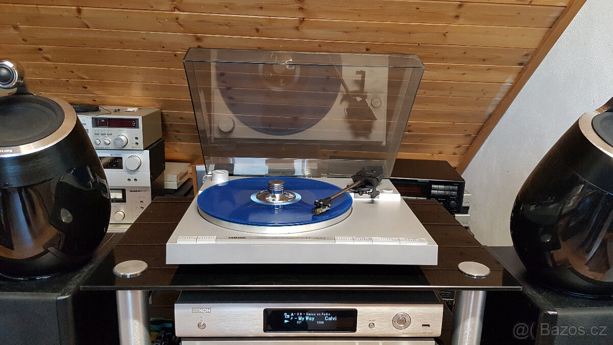 Yamaha P-320 Gramofon