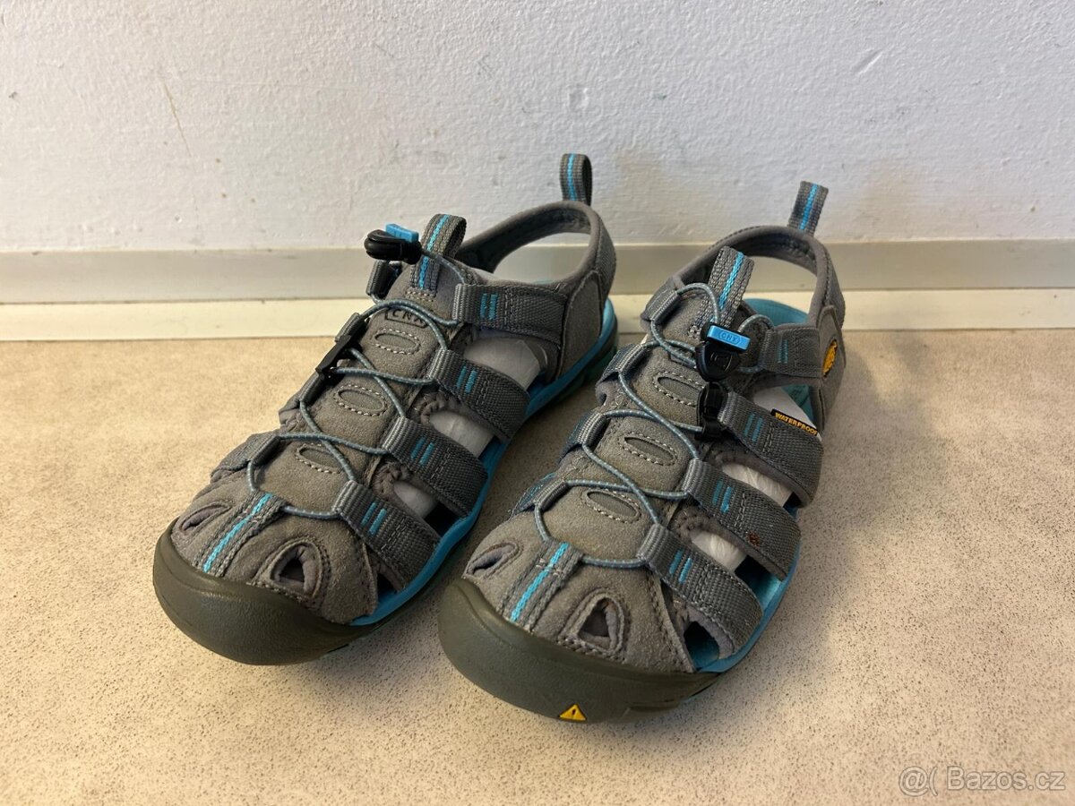 Sandále KEEN - vel. 38-39