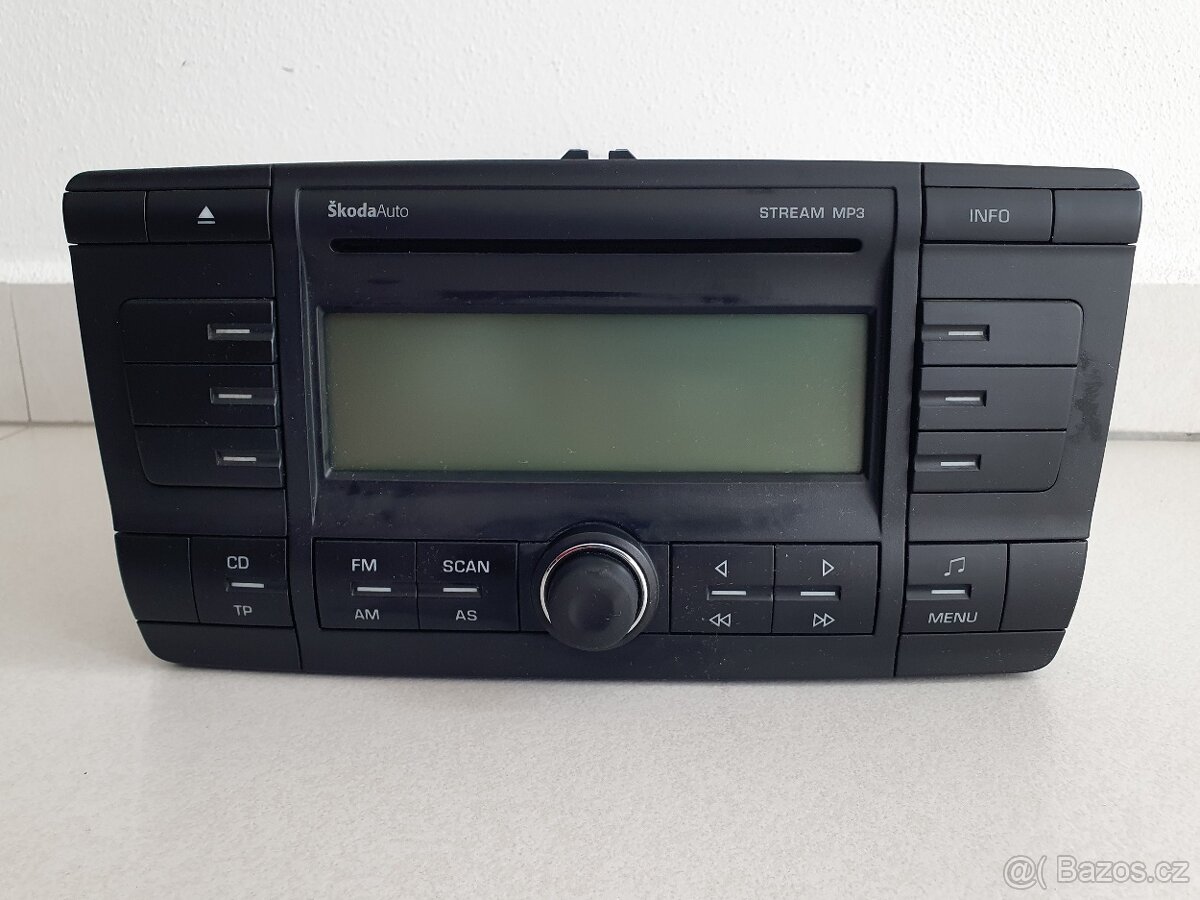 ŠKODA STREAM MP3 CD - ŠKODA OCTAVIA II - 1Z0035161C - autorá