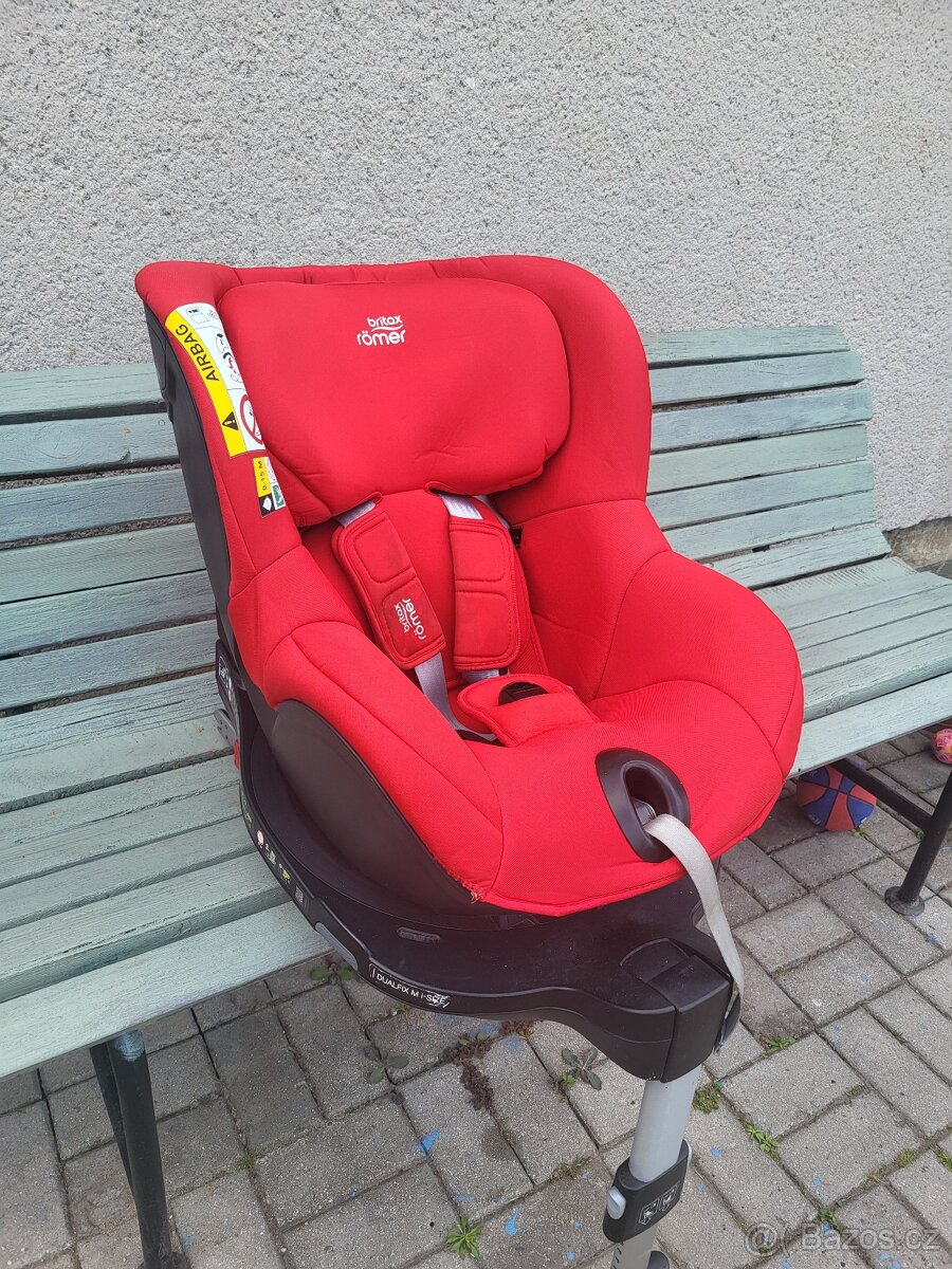 Britax Romer dualfix m i size