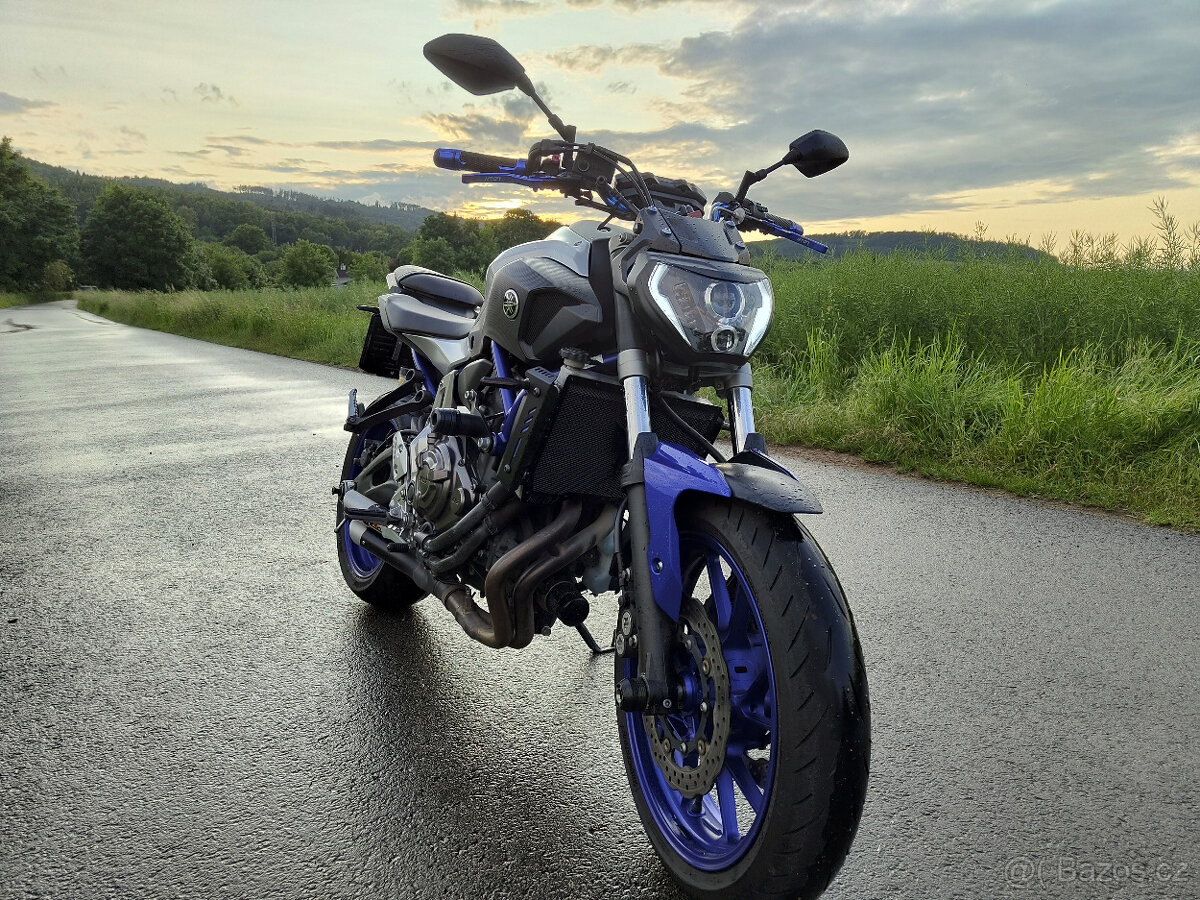 Yamaha MT-07 (2017) – 35/55 kW (A2) – TOP stav