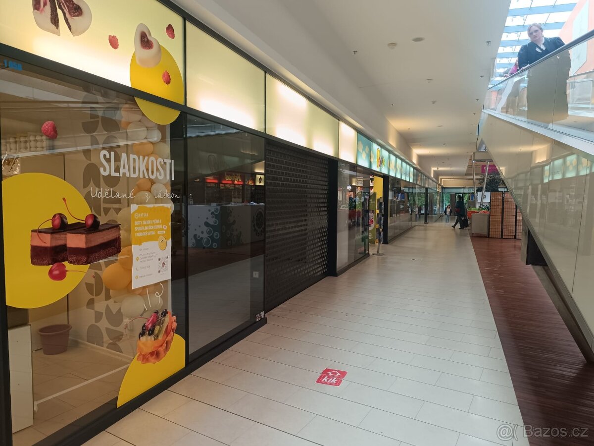 Pronájem obchodní prostory, 55 m2 - Hradec Králové - Obchodn