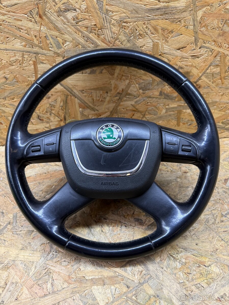 Multifunkcni volant Skoda s airbagem 2009-2014