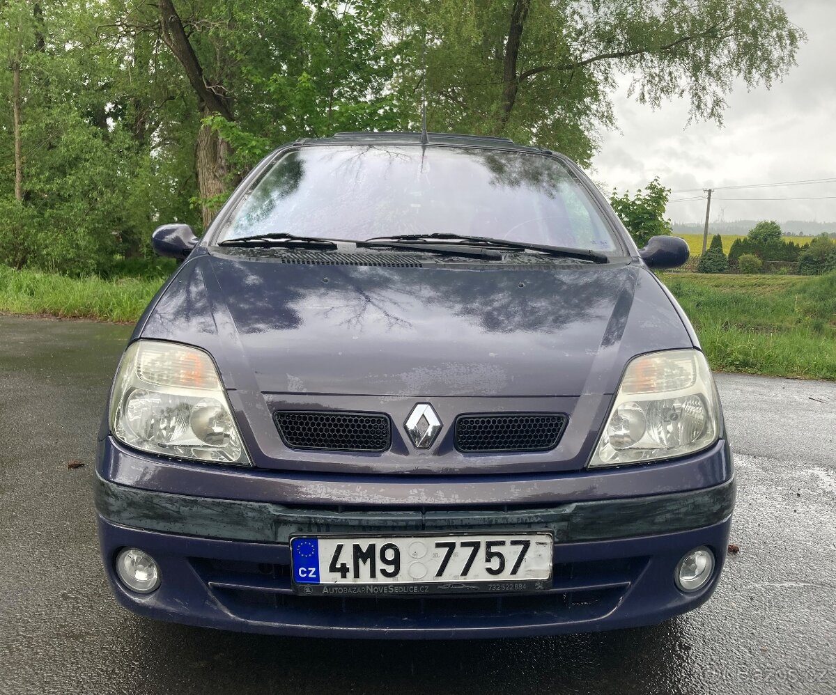 Renault scenic 1.6 benzin na náhradní díly