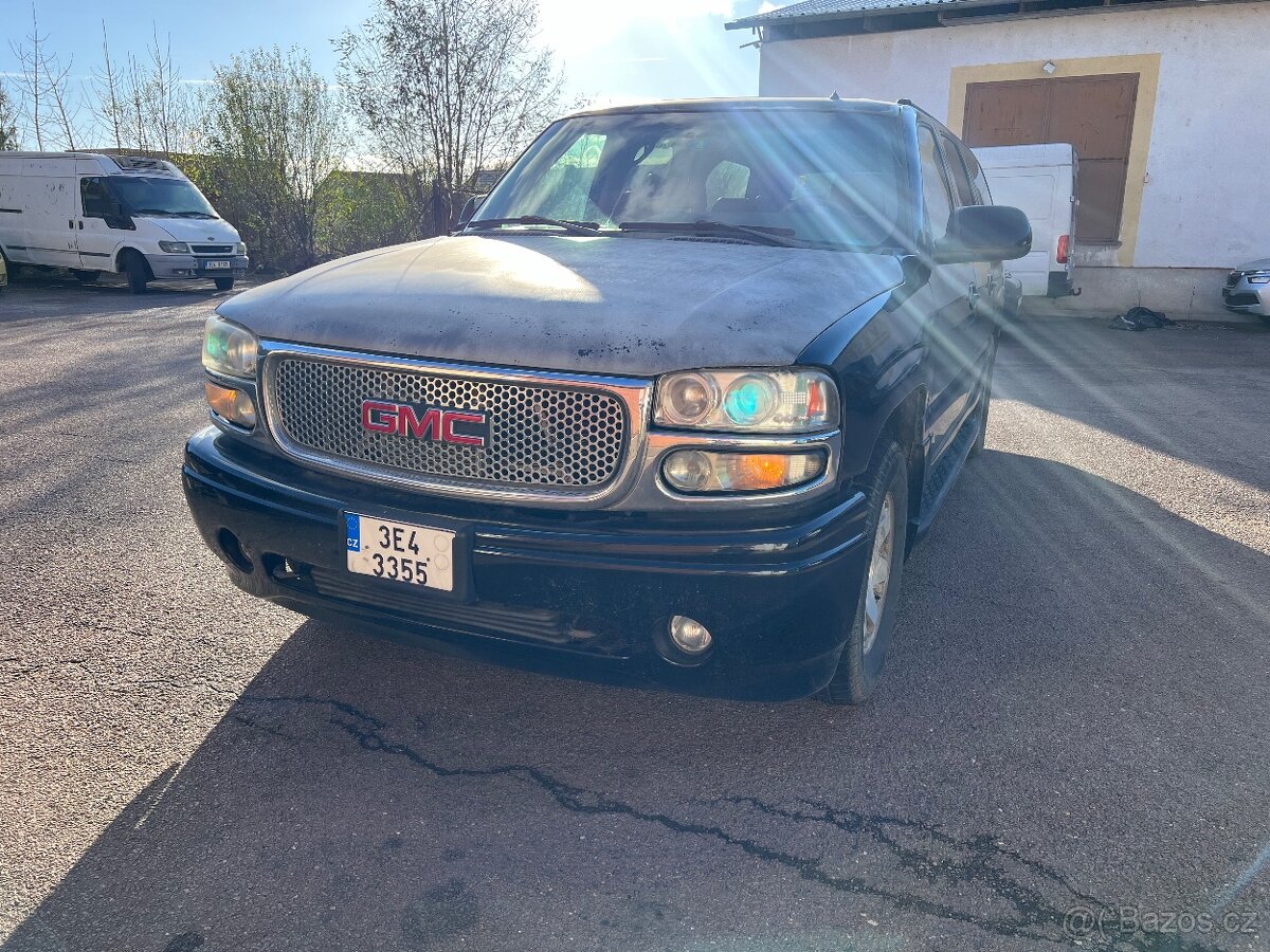 GMC Yukon XL Denali 6.0 4x4 LPG