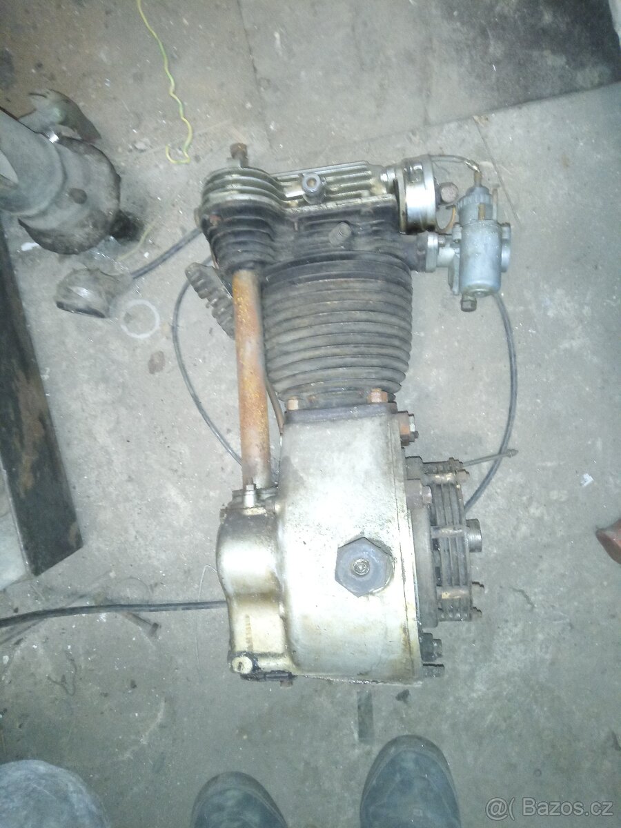 Motor Praga 350