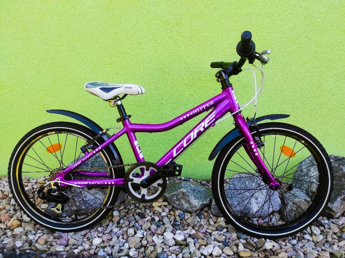 Značkové dětské kolo CORE NIPPER 20" (fialová)