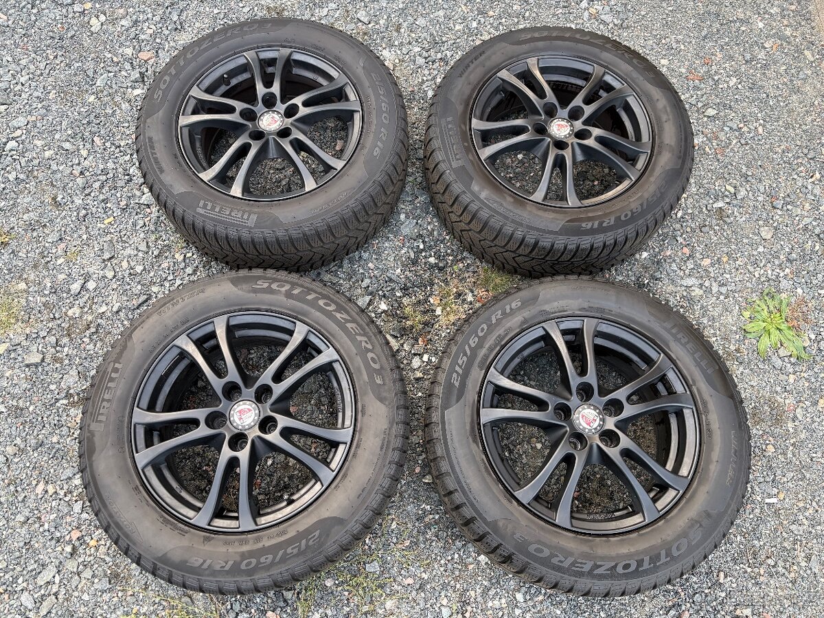 215/60r16 ZIMNÍ SADA FIAT 500X 5x110 6.5jx16 ET38 4-5mm