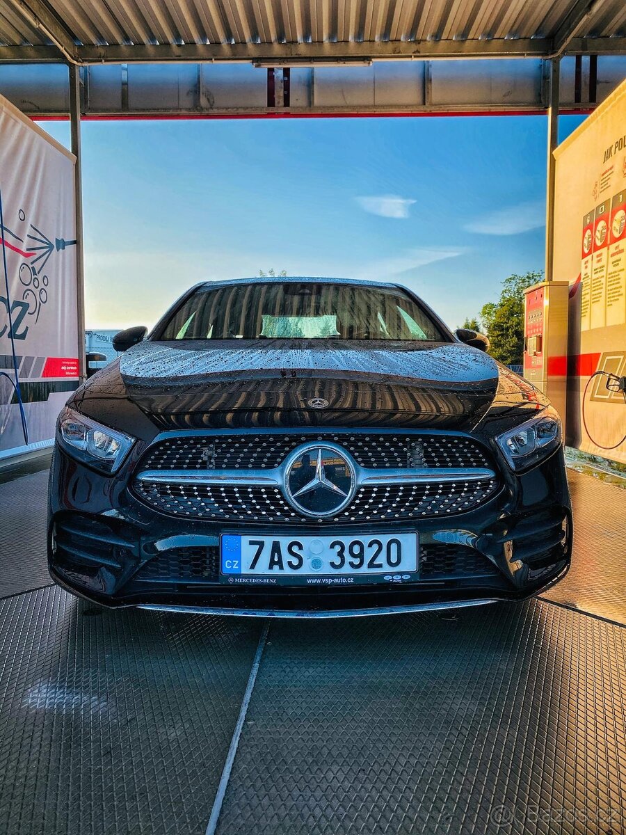 Mercedes A180d sedan -  AMG line