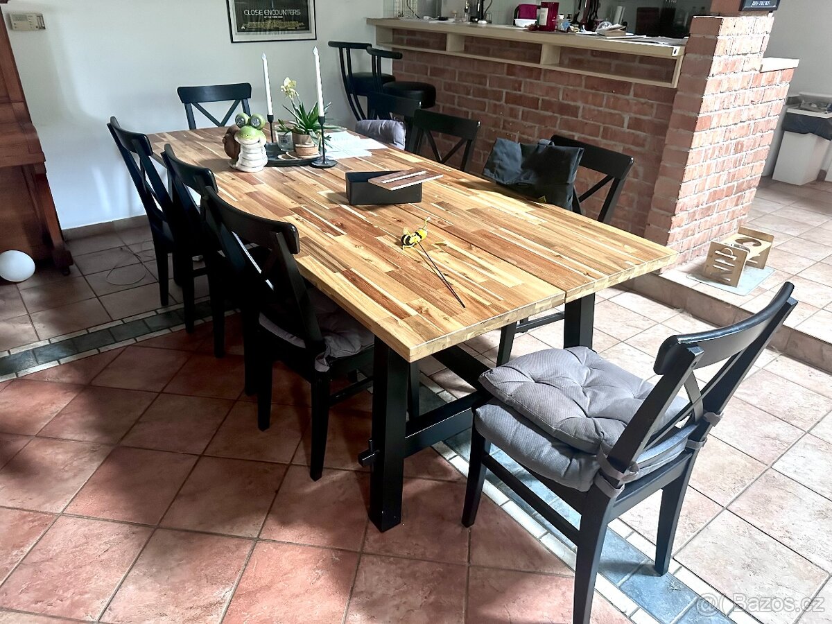 Prodám jídelní stůl IKEA SKOGSTA