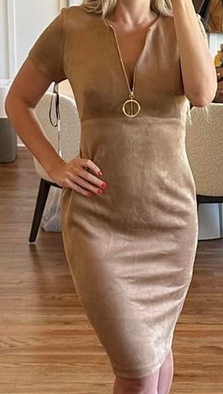 Semišové pouzdrové šaty Calvin Klein