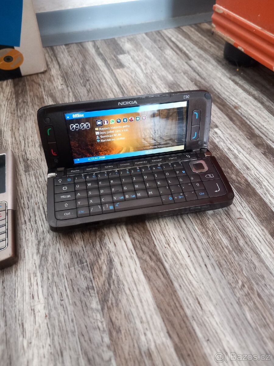 Nokia E90